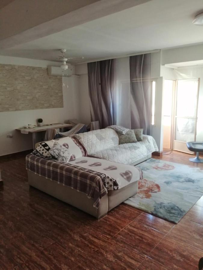 Schoene Wohnung Mit Wifi Und Parkplatz Auf Der Strasse Oliva Luaran gambar